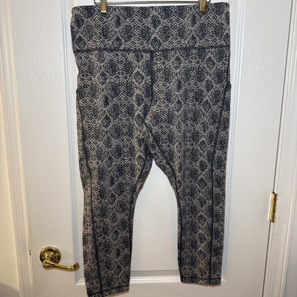 Athleta Ultimate 7/8 Tight 2X Snake Print Leggings High Rise Plus Size